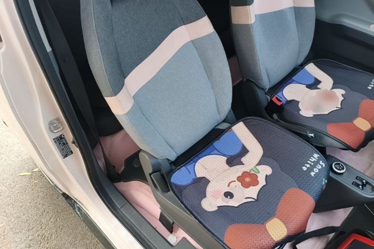 Used Wuling Hongguang MINIEV 2022 Macaron Premium Model – Lithium Iron Phosphate Right Front Seat