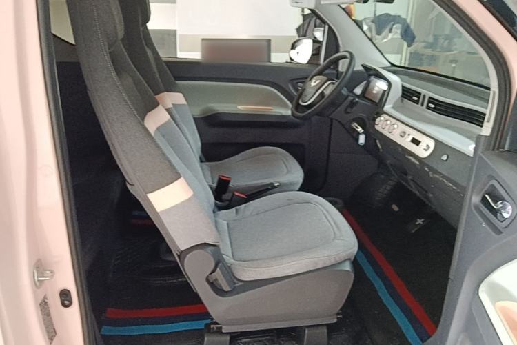 Used Wuling Hongguang MINIEV 2022 Macaron Premium Model – Lithium Iron Phosphate Right Front Seat