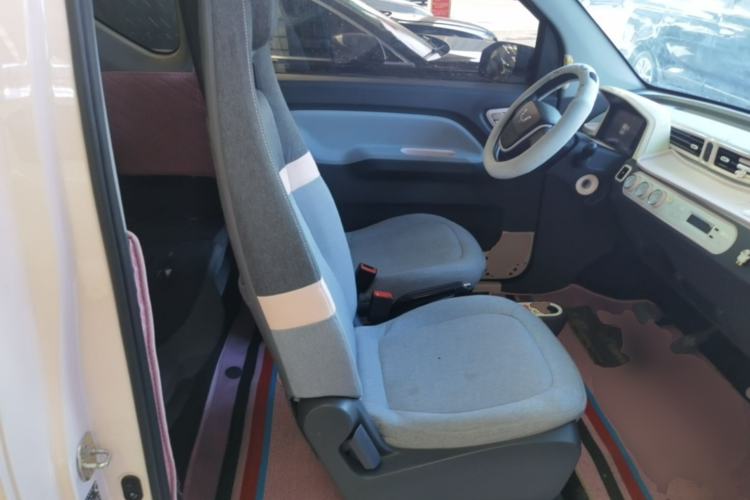 Used Wuling Hongguang MINIEV 2022 Macaron Premium Model – Lithium Iron Phosphate Right Front Seat