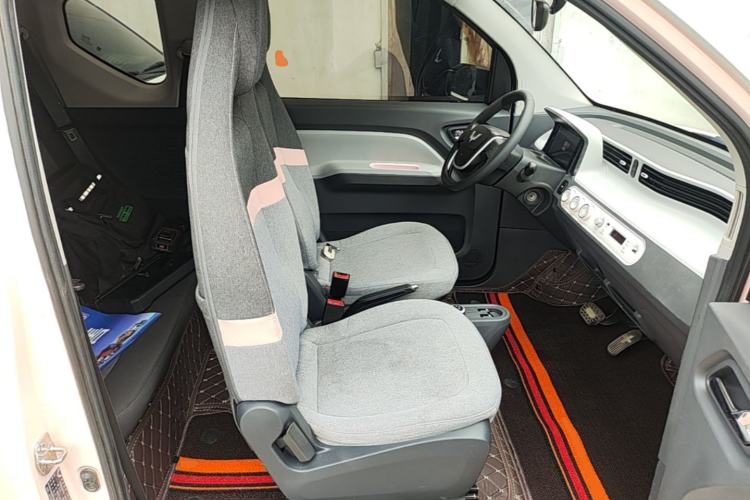 Used Wuling Hongguang MINIEV 2022 Macaron Premium Model – Lithium Iron Phosphate Right Front Seat