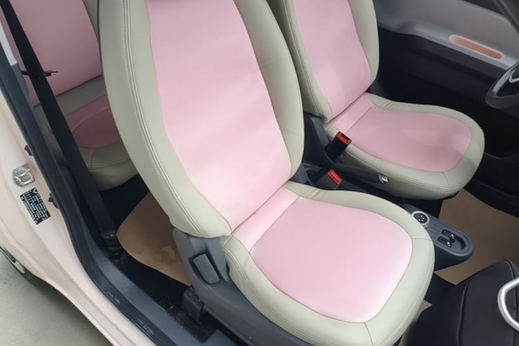 Used Wuling Hongguang MINIEV 2022 Macaron Fashion Model Lithium Iron Phosphate Right Front Seat