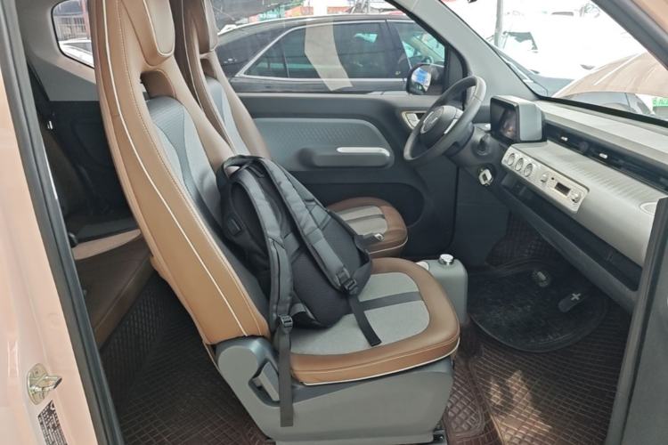 Used Wuling Hongguang MINIEV 2022 GAMEBOY 300km Enthusiast Model with Lithium Iron Phosphate Right Front Seat