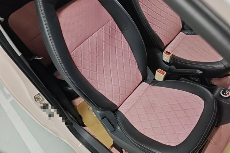 Used Wuling Hongguang MINIEV 2022 Macaron Premium Model – Lithium Ternary Battery Right Front Seat