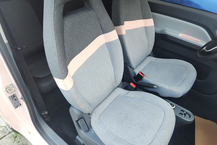 Used Wuling Hongguang MINIEV 2022 Macaron Premium Model – Lithium Iron Phosphate Right Front Seat