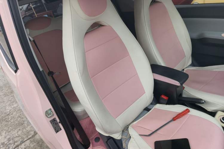 Used Wuling Hongguang MINIEV 2022 Macaron Premium Model – Lithium Iron Phosphate Right Front Seat