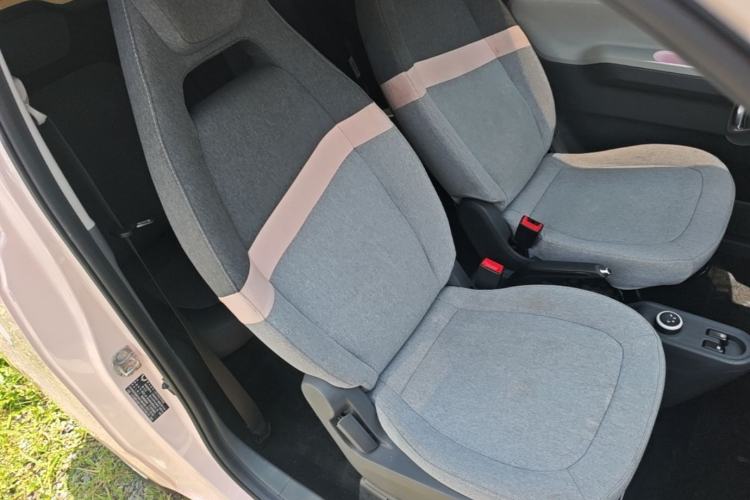 Used Wuling Hongguang MINIEV 2022 Macaron Premium Model – Lithium Iron Phosphate Right Front Seat