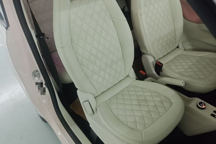 Used Wuling Hongguang MINIEV 2022 Macaron Premium Model – Lithium Iron Phosphate Right Front Seat