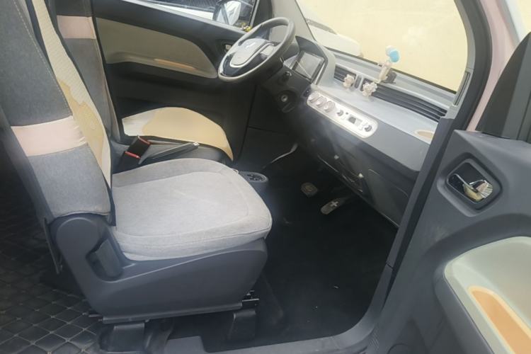 Used Wuling Hongguang MINIEV 2022 Macaron Premium Model – Lithium Iron Phosphate Right Front Seat
