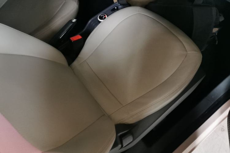 Used Wuling Hongguang MINIEV 2022 Macaron Premium Model – Lithium Iron Phosphate Right Front Seat
