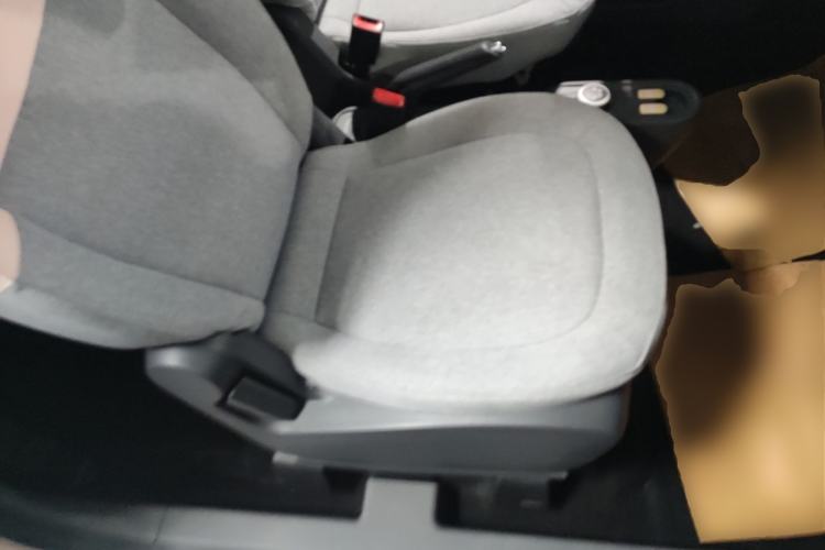 Used Wuling Hongguang MINIEV 2022 Macaron Premium Model – Lithium Ternary Battery Right Front Seat