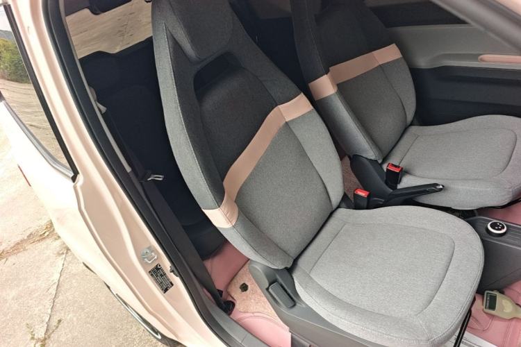 Used Wuling Hongguang MINIEV 2022 Macaron Premium Model – Lithium Iron Phosphate Right Front Seat