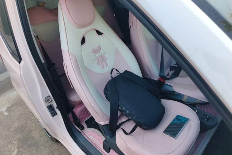 Used Wuling Hongguang MINIEV 2022 Macaron Premium Model – Lithium Iron Phosphate Right Front Seat