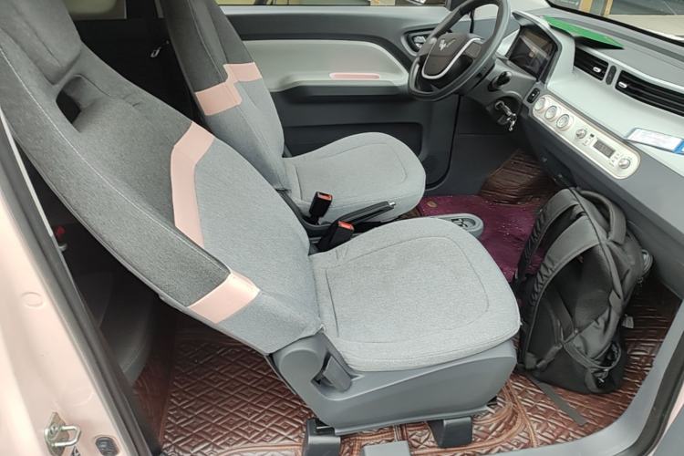 Used Wuling Hongguang MINIEV 2022 Macaron Premium Model – Lithium Ternary Battery Right Front Seat