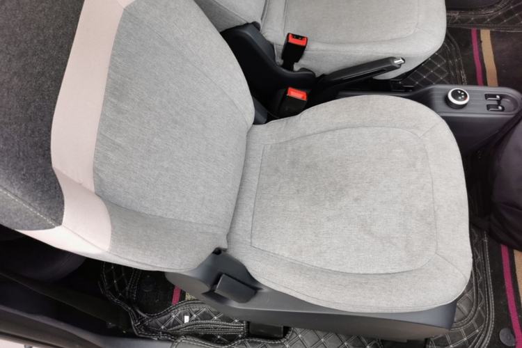 Used Wuling Hongguang MINIEV 2022 Macaron Premium Model – Lithium Iron Phosphate Right Front Seat