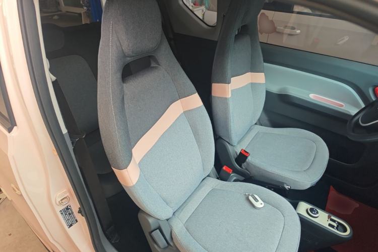 Used Wuling Hongguang MINIEV 2022 Macaron Premium Model – Lithium Iron Phosphate Right Front Seat