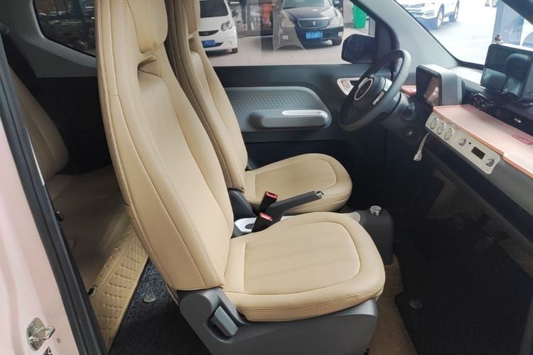 Used Wuling Hongguang MINIEV 2022 GAMEBOY 200km Gaming Edition with Lithium Iron Phosphate Right Front Seat