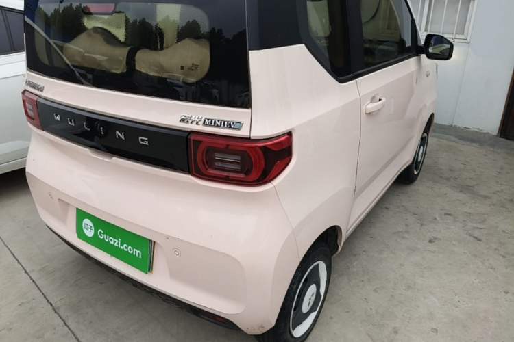 Used Wuling Hongguang MINIEV 2022 Macaron Fashion Model Lithium Iron Phosphate Right Rear Taillight
