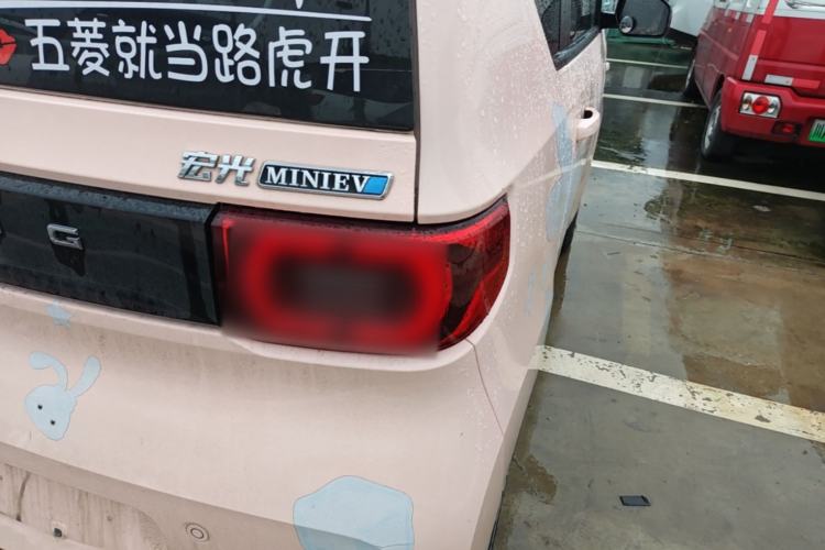 Used Wuling Hongguang MINIEV 2022 Macaron Premium Model – Lithium Iron Phosphate Right Rear Taillight