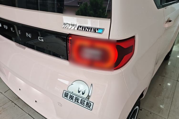 Used Wuling Hongguang MINIEV 2022 Macaron Fashion Model Lithium Iron Phosphate Right Rear Taillight