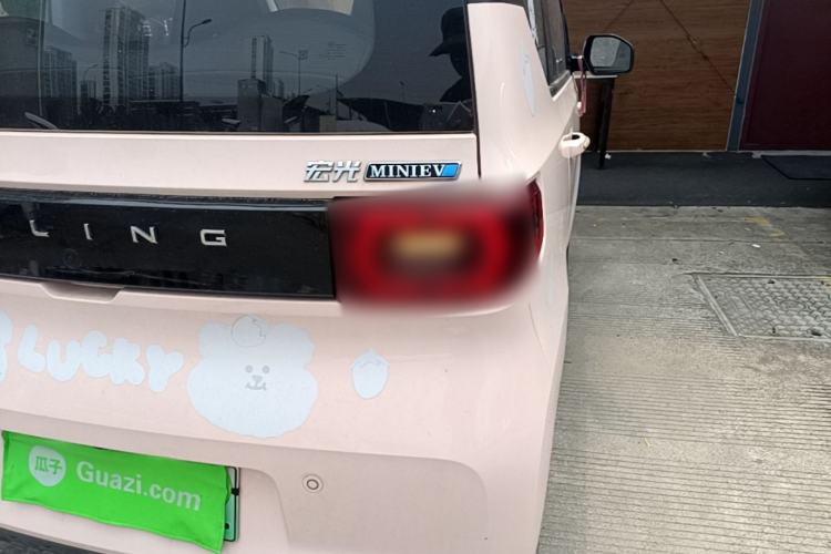 Used Wuling Hongguang MINIEV 2022 Macaron Premium Model – Lithium Iron Phosphate Right Rear Taillight