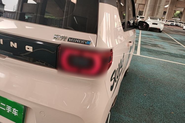 Used Wuling Hongguang MINIEV 2022 Macaron Fashion Model Lithium Iron Phosphate Right Rear Taillight