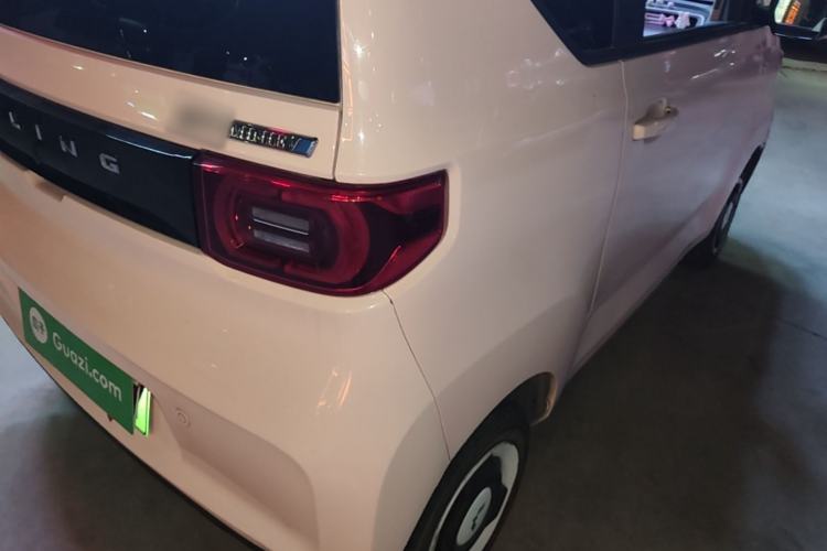 Used Wuling Hongguang MINIEV 2022 Macaron Premium Model – Lithium Iron Phosphate Right Rear Taillight