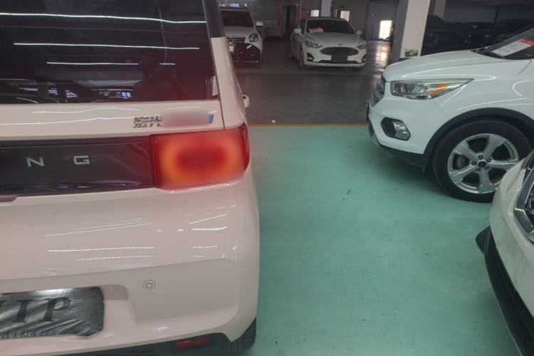 Used Wuling Hongguang MINIEV 2022 Macaron Premium Model – Lithium Iron Phosphate Right Rear Taillight