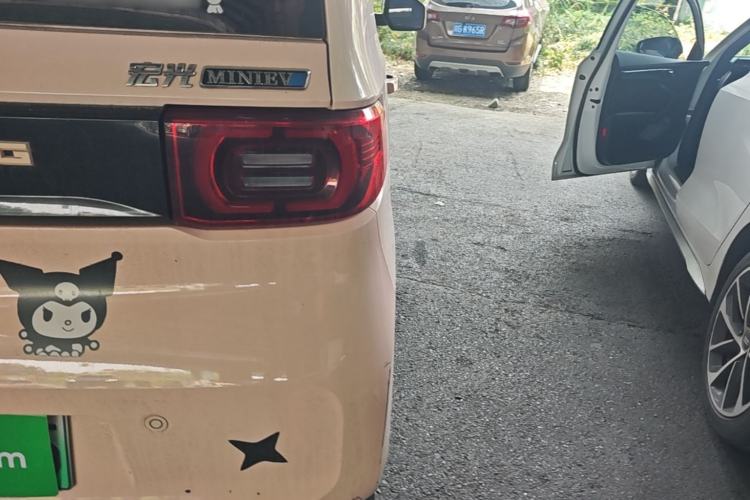 Used Wuling Hongguang MINIEV 2022 Macaron Fashion Model Lithium Iron Phosphate Right Rear Taillight