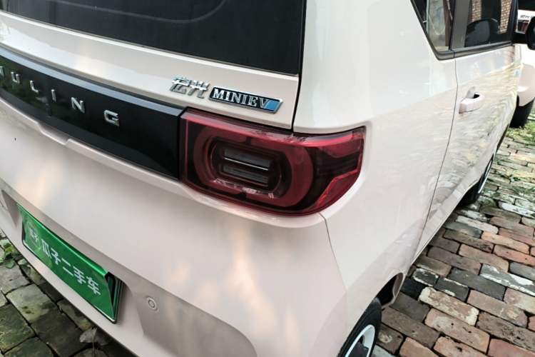 Used Wuling Hongguang MINIEV 2022 Macaron Fashion Model Lithium Iron Phosphate Right Rear Taillight