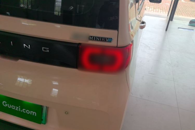 Used Wuling Hongguang MINIEV 2022 Macaron Premium Model – Lithium Iron Phosphate Right Rear Taillight