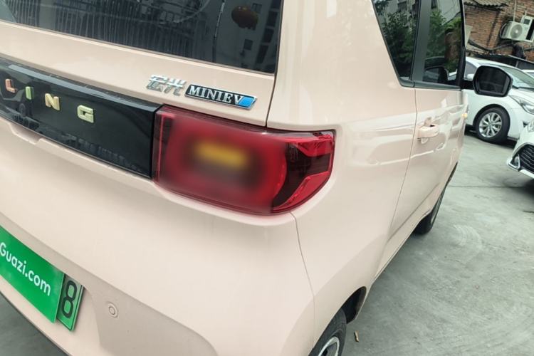 Used Wuling Hongguang MINIEV 2022 Macaron Premium Model – Lithium Ternary Battery Right Rear Taillight
