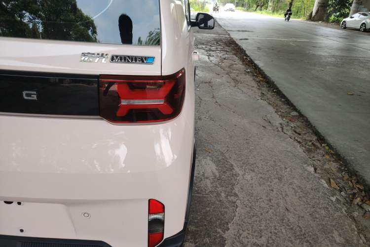 Used Wuling Hongguang MINIEV 2022 GAMEBOY 200km Gaming Edition with Lithium Iron Phosphate Right Rear Taillight