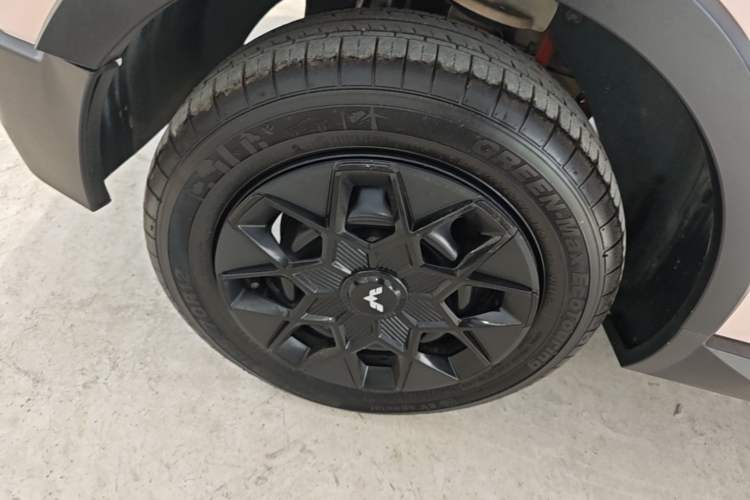 Used Wuling Hongguang MINIEV 2022 GAMEBOY 300km Enthusiast Model with Lithium Iron Phosphate Right Rear Wheel Hub