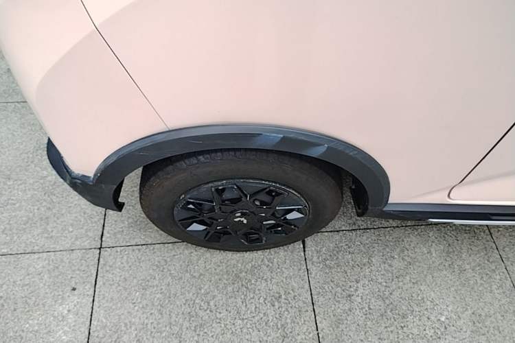 Used Wuling Hongguang MINIEV 2022 GAMEBOY 200km Gaming Edition with Lithium Iron Phosphate Right Rear Wheel Hub