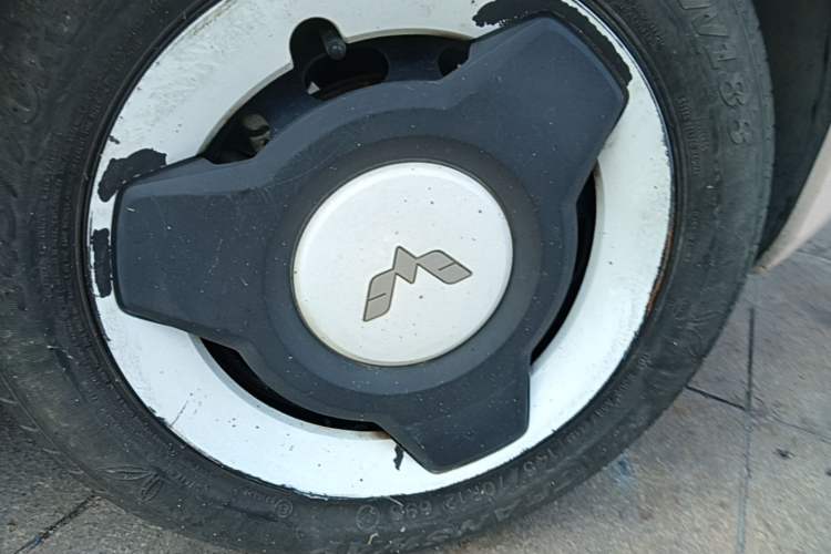 Used Wuling Hongguang MINIEV 2022 Macaron-Color Edition Lithium Iron Phosphate Right Rear Wheel Hub