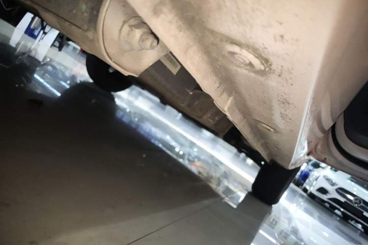Used Wuling Hongguang MINIEV 2022 Macaron Premium Model – Lithium Iron Phosphate Right Side Sill