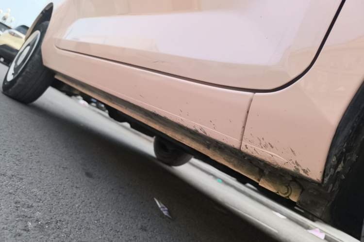Used Wuling Hongguang MINIEV 2022 Macaron Fashion Model Lithium Iron Phosphate Right Side Sill