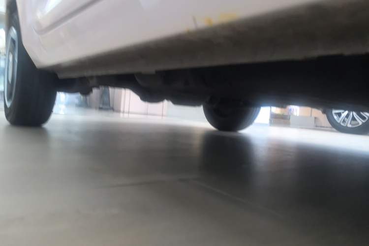 Used Wuling Hongguang MINIEV 2022 Macaron Premium Model – Lithium Iron Phosphate Right Side Sill