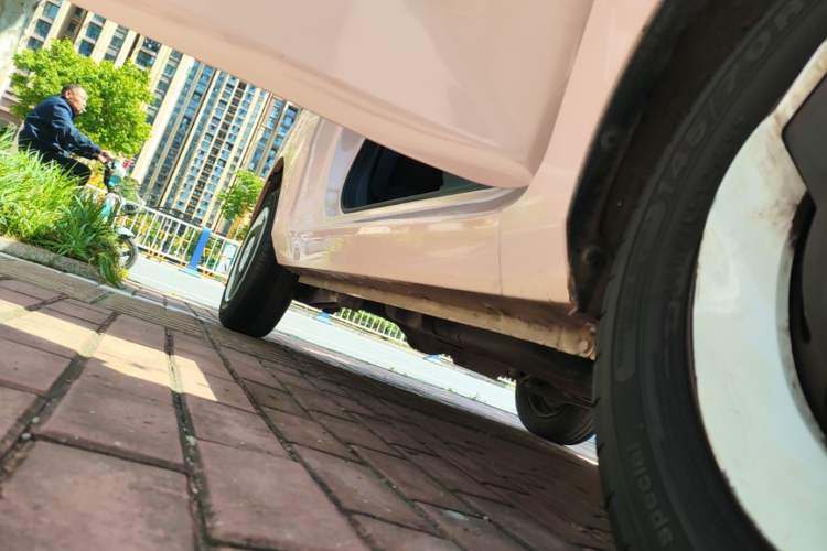 Used Wuling Hongguang MINIEV 2022 Macaron Premium Model – Lithium Ternary Battery Right Side Sill