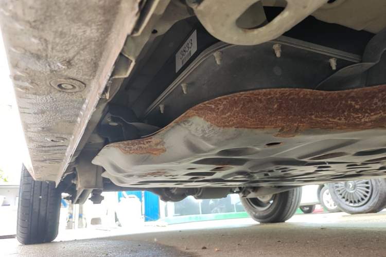 Used Wuling Hongguang MINIEV 2022 Macaron Premium Model – Lithium Iron Phosphate Right Side Sill