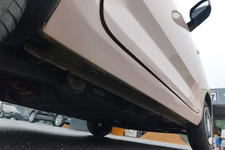 Used Wuling Hongguang MINIEV 2022 Macaron Premium Model – Lithium Iron Phosphate Right Side Sill