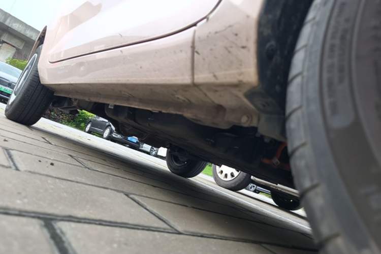 Used Wuling Hongguang MINIEV 2022 Macaron Premium Model – Lithium Iron Phosphate Right Side Sill