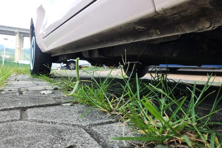 Used Wuling Hongguang MINIEV 2022 Macaron Premium Model – Lithium Iron Phosphate Right Side Sill
