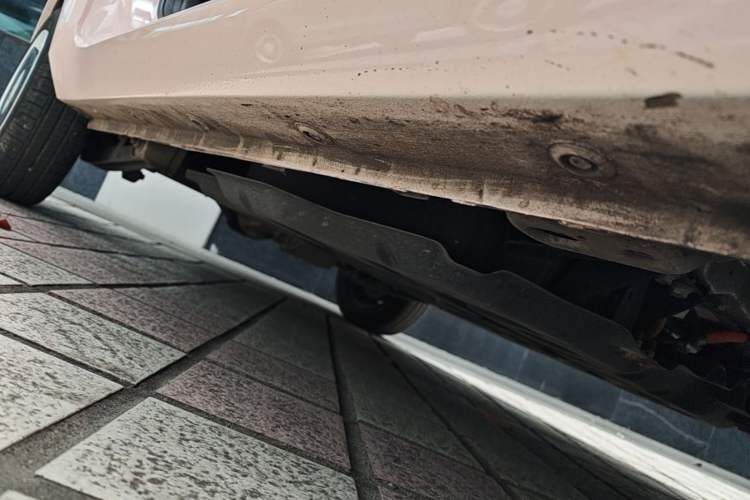 Used Wuling Hongguang MINIEV 2022 Macaron Fashion Model Lithium Iron Phosphate Right Side Sill