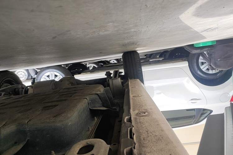 Used Wuling Hongguang MINIEV 2022 Macaron Premium Model – Lithium Iron Phosphate Right Side Sill