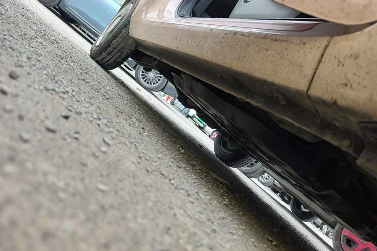 Used Wuling Hongguang MINIEV 2022 Macaron Premium Model – Lithium Iron Phosphate Right Side Sill