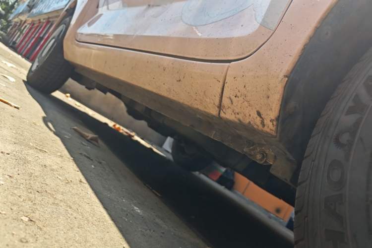 Used Wuling Hongguang MINIEV 2022 Macaron Premium Model – Lithium Iron Phosphate Right Side Sill