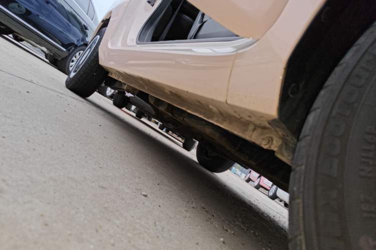 Used Wuling Hongguang MINIEV 2022 Macaron Premium Model – Lithium Ternary Battery Right Side Sill