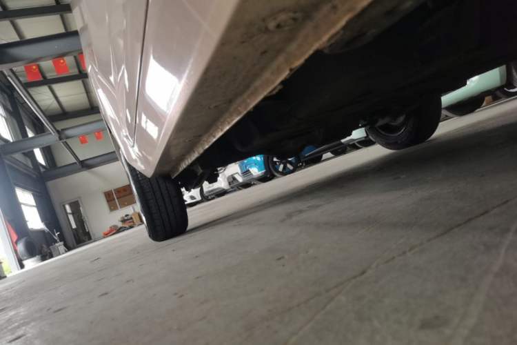 Used Wuling Hongguang MINIEV 2022 Macaron Premium Model – Lithium Iron Phosphate Right Side Sill