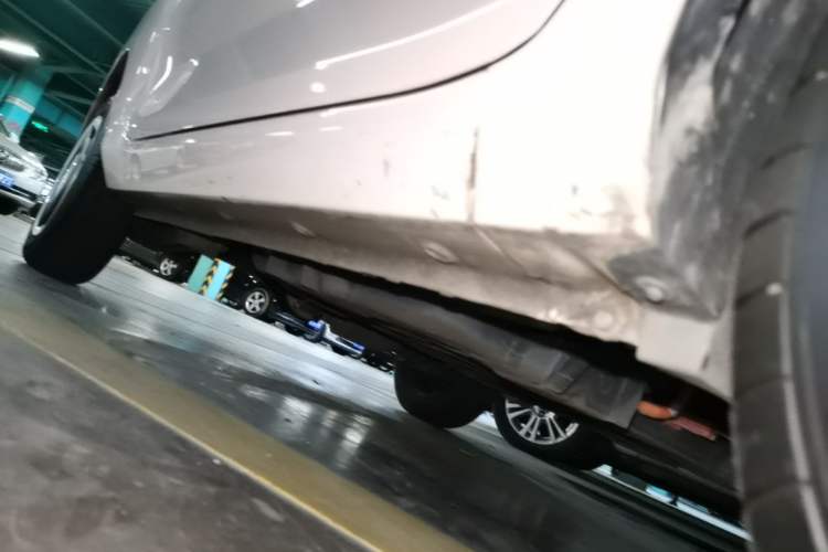 Used Wuling Hongguang MINIEV 2022 Macaron Premium Model – Lithium Iron Phosphate Right Side Sill